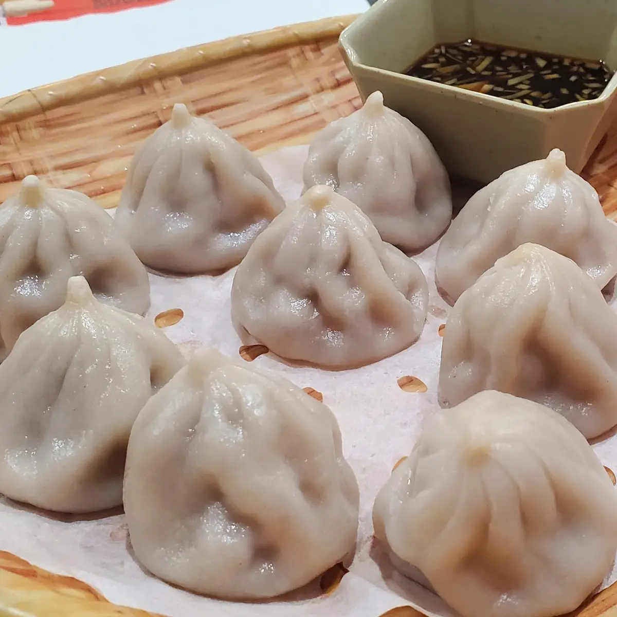 soup dumpling 灌汤小笼包